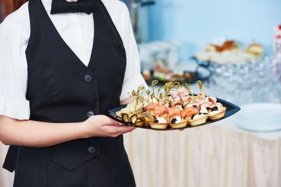 catering weselny obsługa